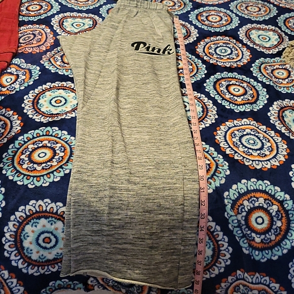 PINK Victoria's Secret sweatpants - Picture 3 of 6